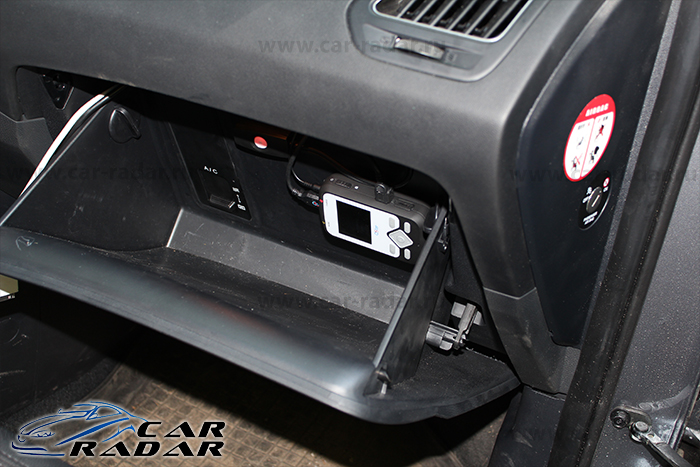 Автомобильный видеорегистратор Qstar RS9 с установкой