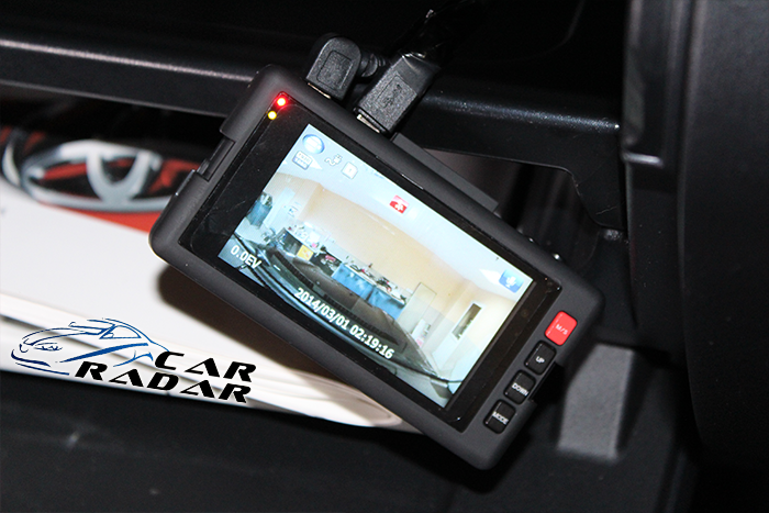 Установка видеорегистратора с выносной камерой Qstar ST8 Swift